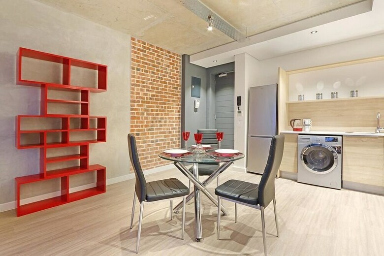 Century City Luxury Apartments