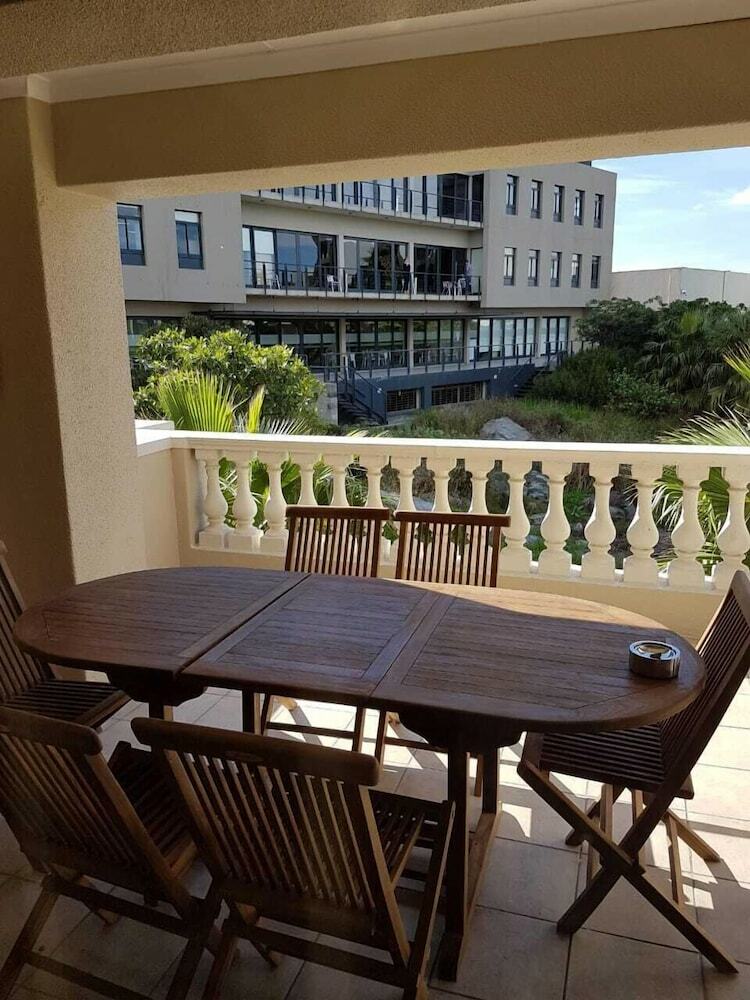 Century City Luxury Apartments