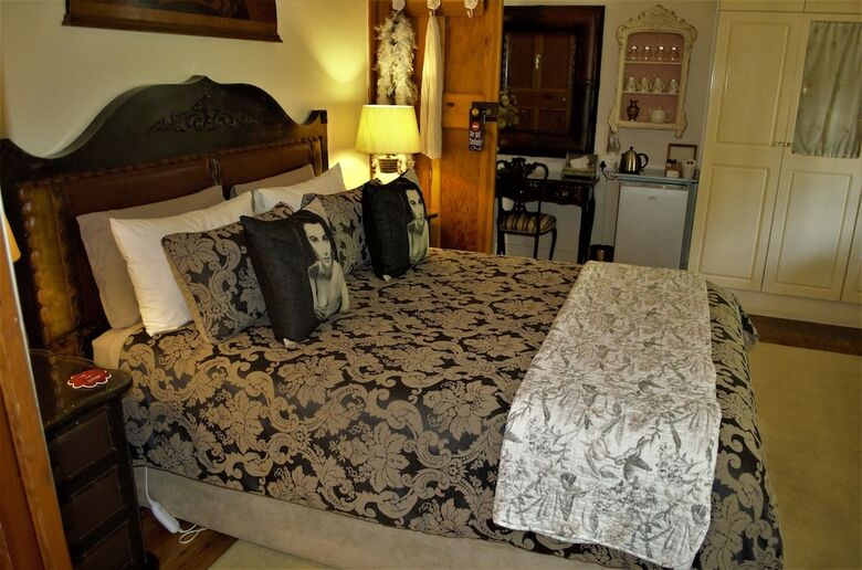 Bed & Breakfast 79 On Ridge Bnb