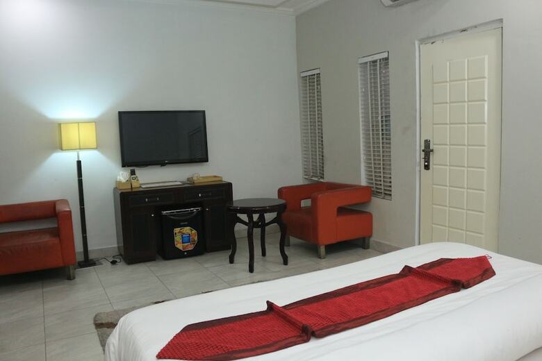 The Crib Lifestyle Hotel