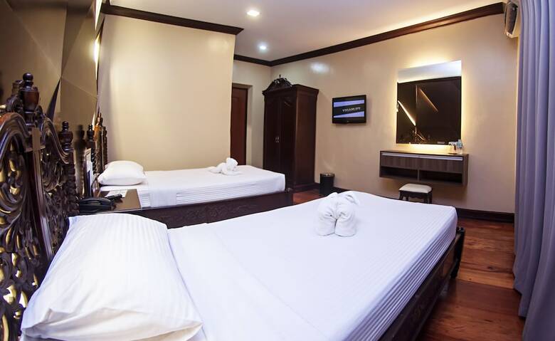 Vigan Plaza Hotel