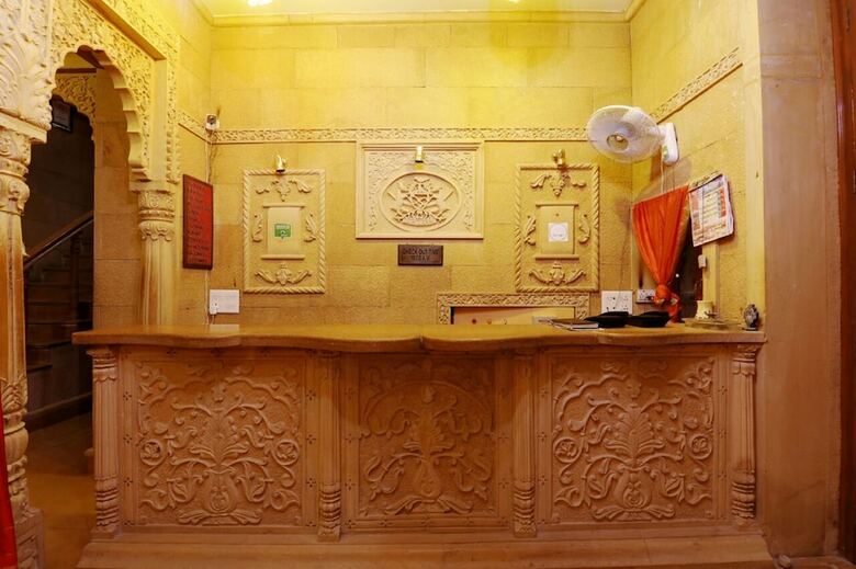 Hotel Lal Garh Fort And Palace