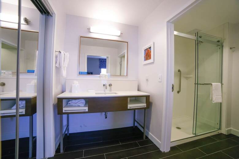 Hotel Hampton Inn & Suites Forest City