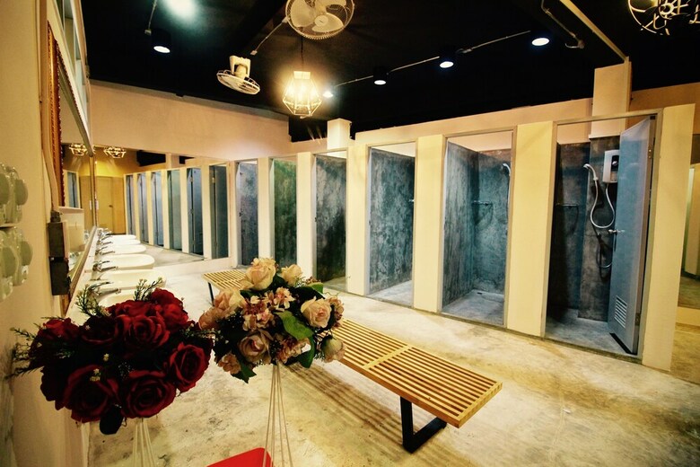 Hostal Art Hotel Sanamchai