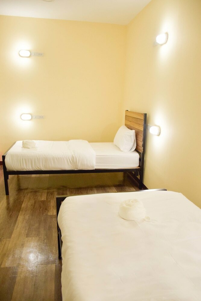 Hostal Art Hotel Sanamchai