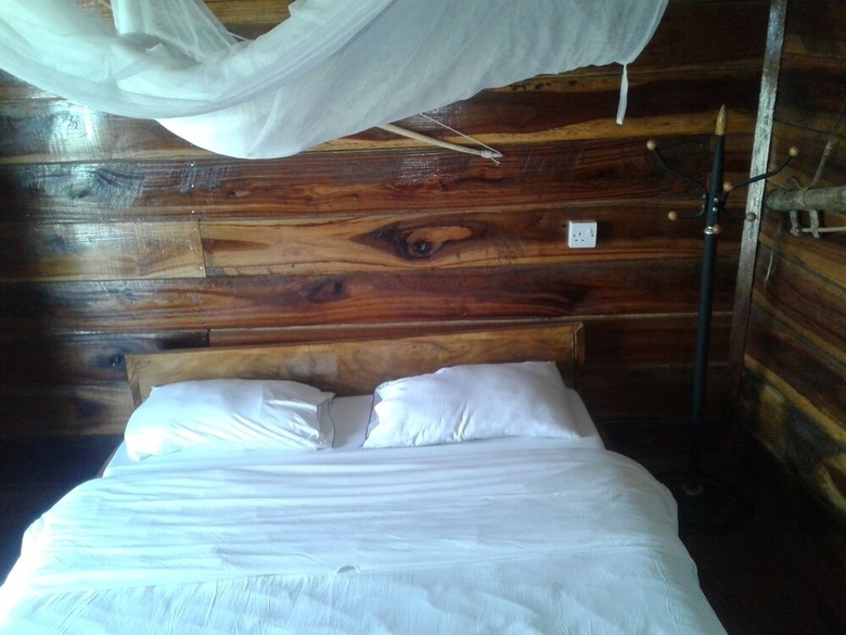 Posada Ikoma Safari Camp