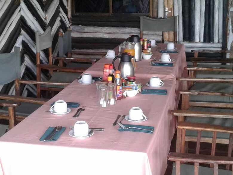 Posada Ikoma Safari Camp
