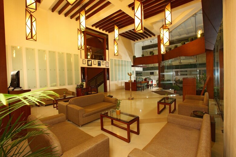 Hotel Grand Plaza Munnar
