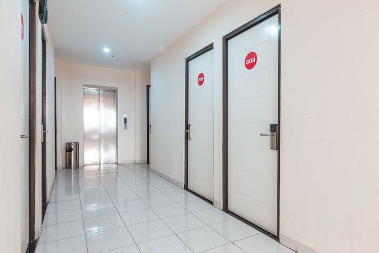Oyo 1737 Hotel Celvasha