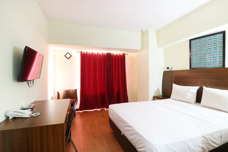 D'boegis Hotel