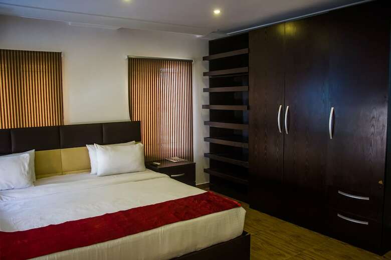 The Home Hotel Restaurant & Bar