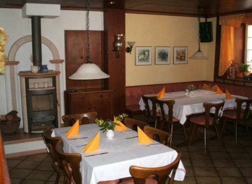 Hostal Gasthof Rotes Ro�