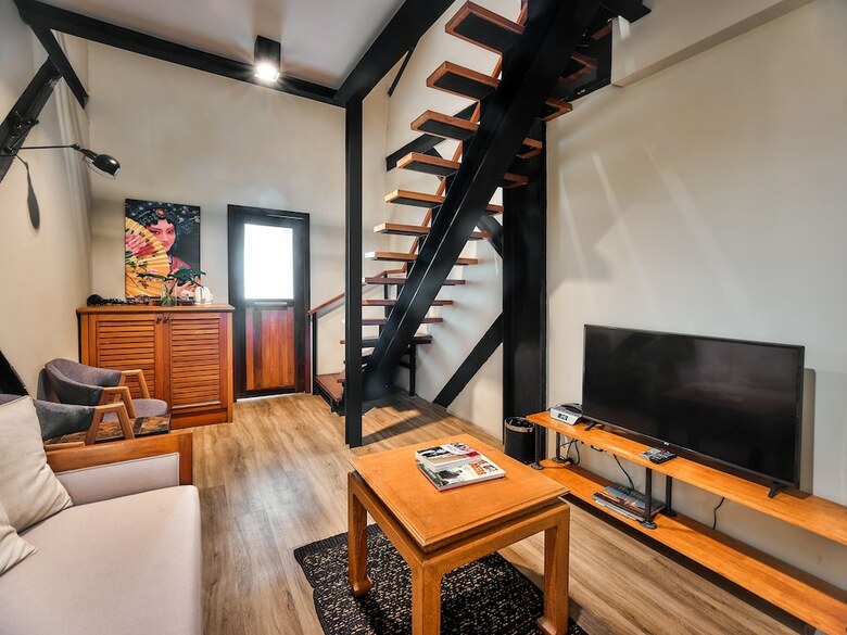 Hotel Prince Theatre Heritage Stay