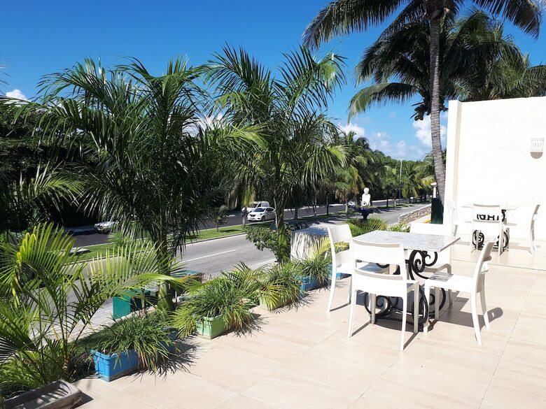 Apartamentos Brisas 10 Beachside Suites