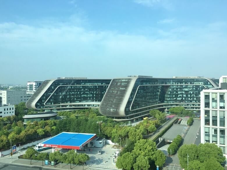 Novotel Shanghai Hongqiao Hotel