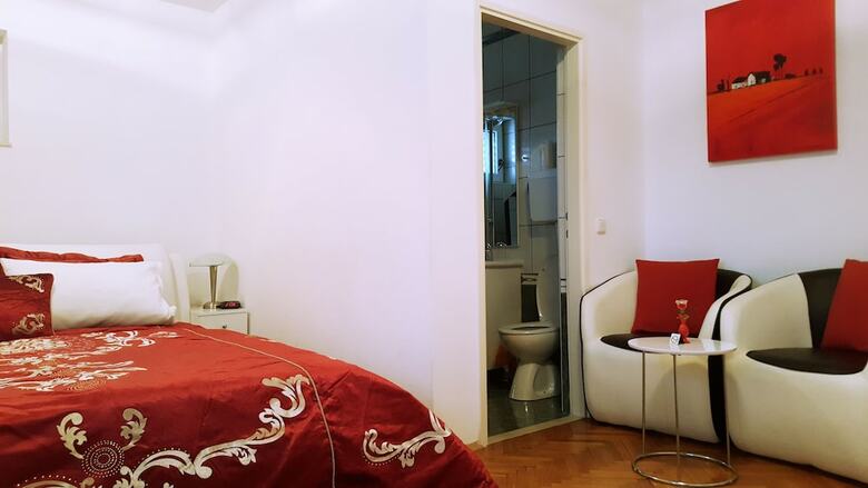 Hotel Adria Apartments