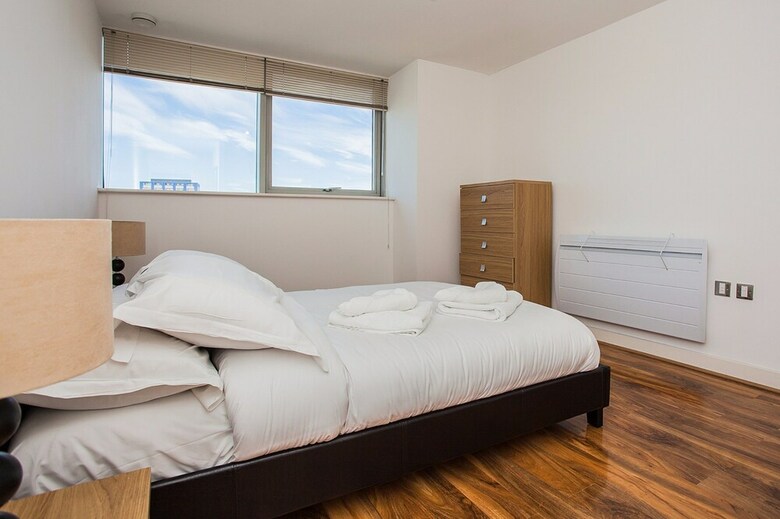 Stunning 2 Bed Apartment With Amazing Views