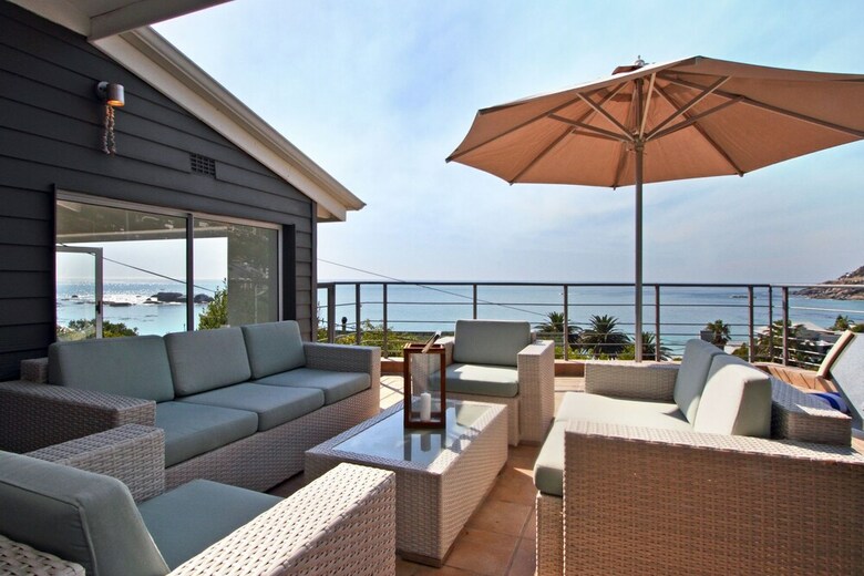 Bungalow On 4th - Three Bedroom House, Sleeps 6