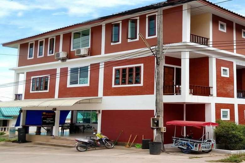 Hostal Summer Guesthouse & Hostel