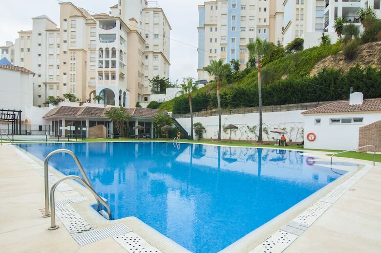 Apartamentos Puerto Deportivo Estepona