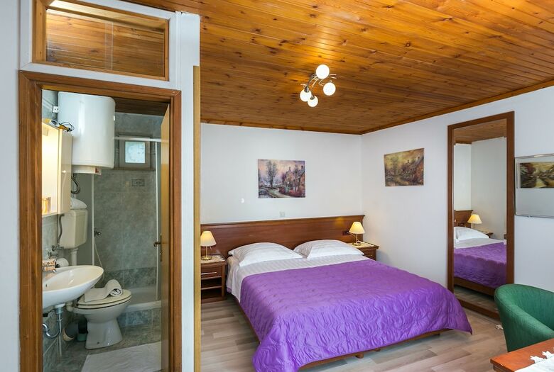 Hotel Guest House Kusalo