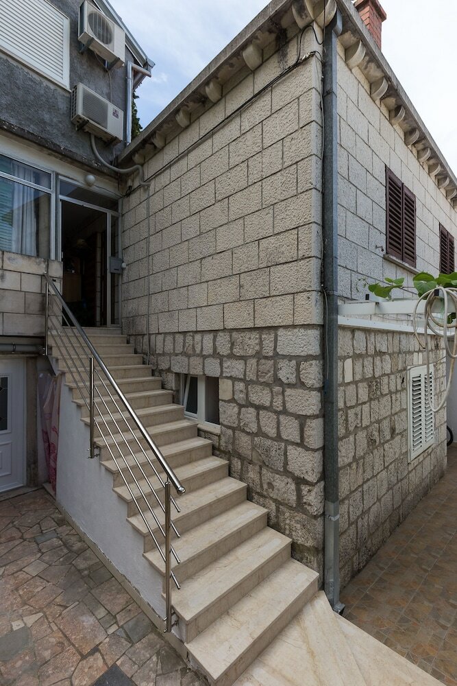 Hotel Guest House Kusalo
