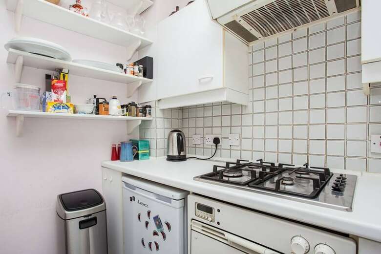 Beautiful And Light Chelsea 1 Bed Apartment