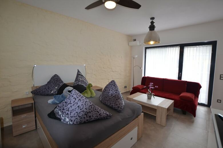 Apartments-room Leverkusen City