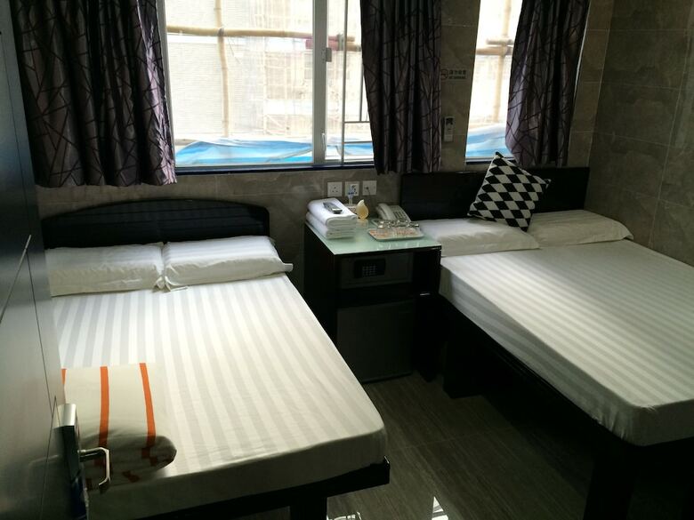 Victoria Hotel