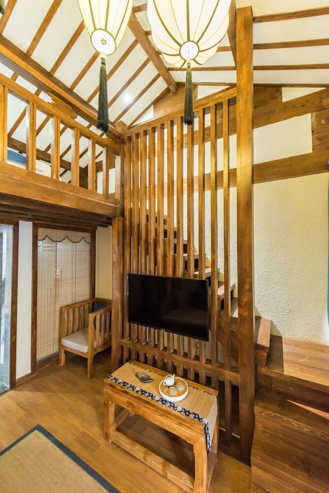 Hotel Lijiang Yue Tu Inn