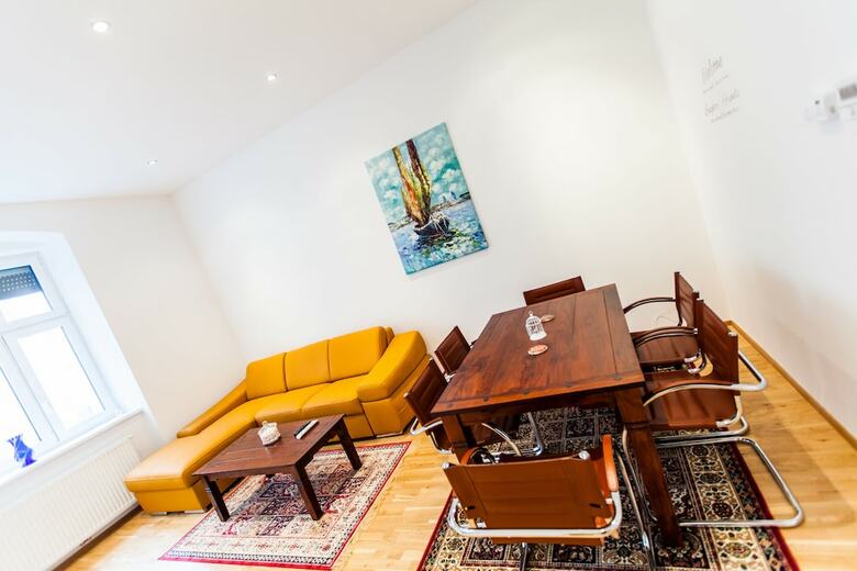 Vienna Market Apartment - Free Garage