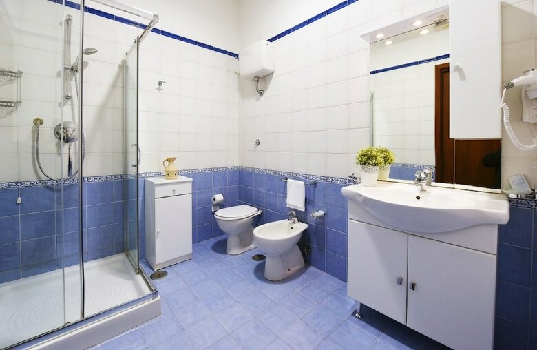 Hotel Villa Crawford - Religious Hospitality