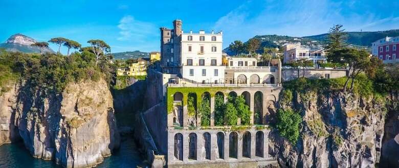 Hotel Villa Crawford - Religious Hospitality