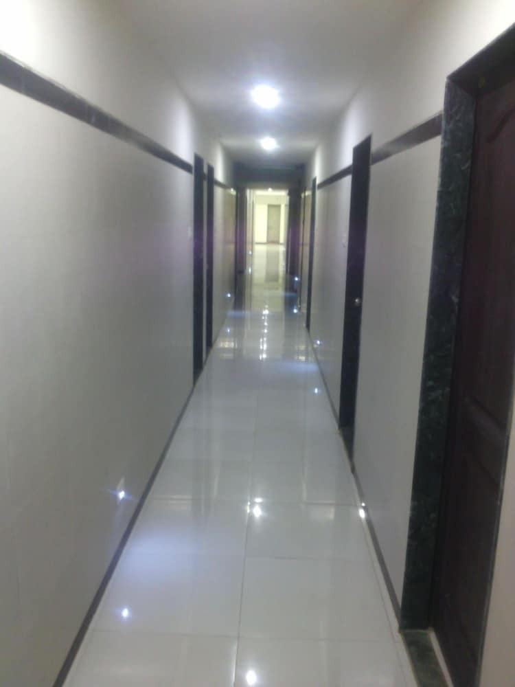 Hotel Dhruv Palace