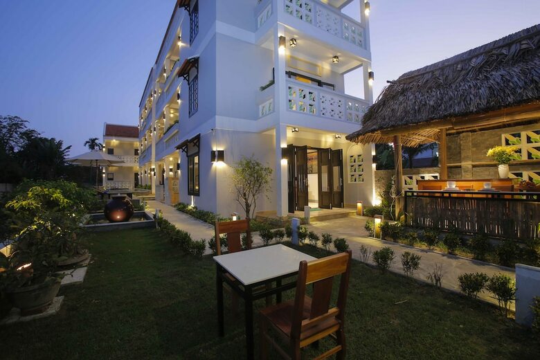 Hotel Hoi An Corn Riverside Villa