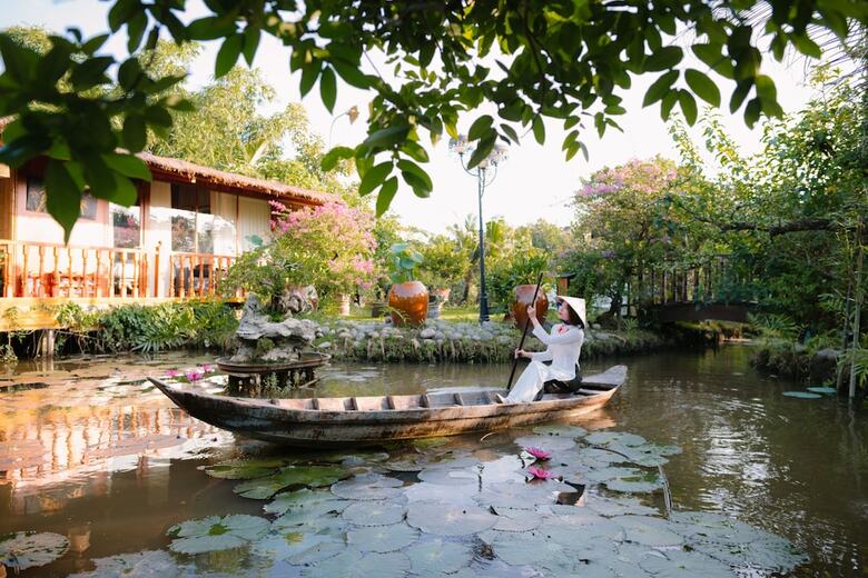 Hotel Saigon Riverside Retreat