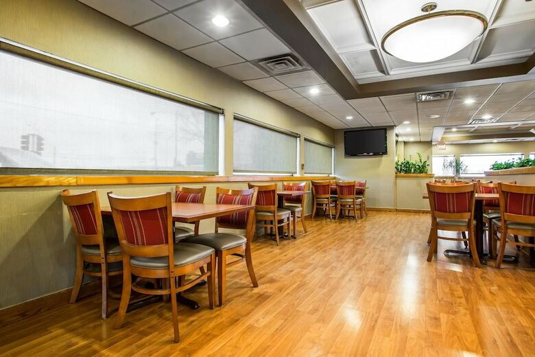 Hotel Lxg Midway Airport