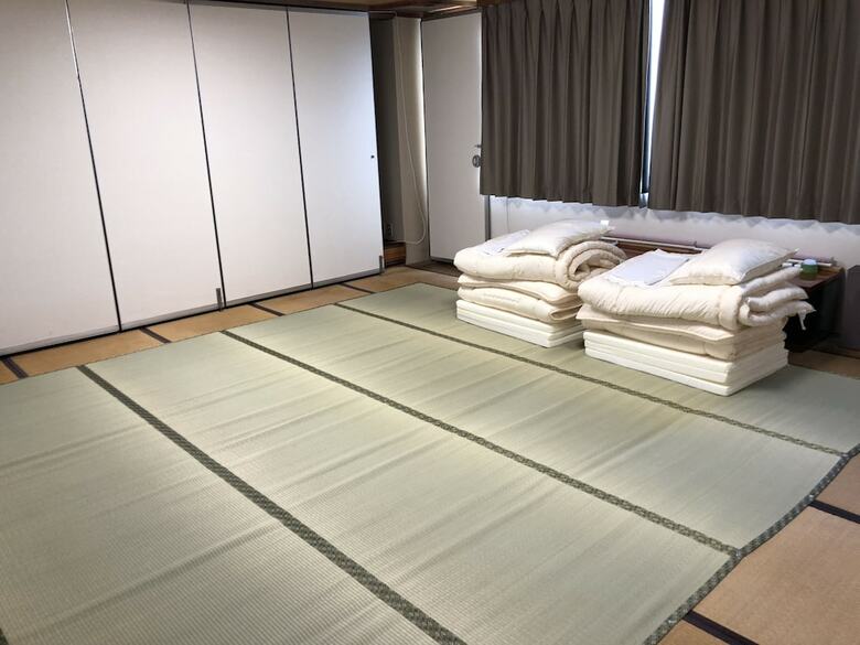 Hostal Business Hotel Tenmonkan Park - Hostel