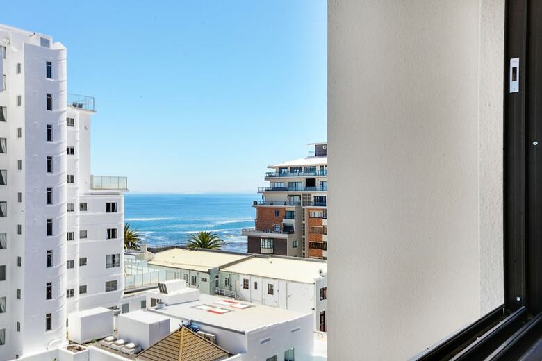Altantic Apartment With Bantry Bay