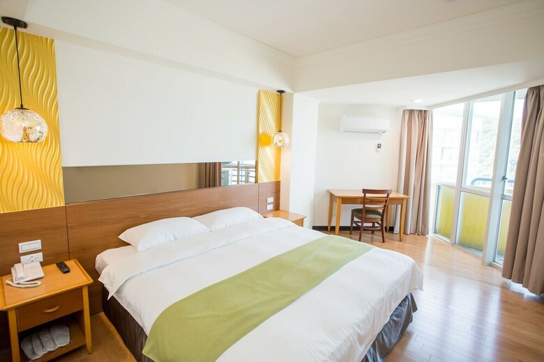 Pacific Hot Spring Hotel Green Bay(Newly Renovated)