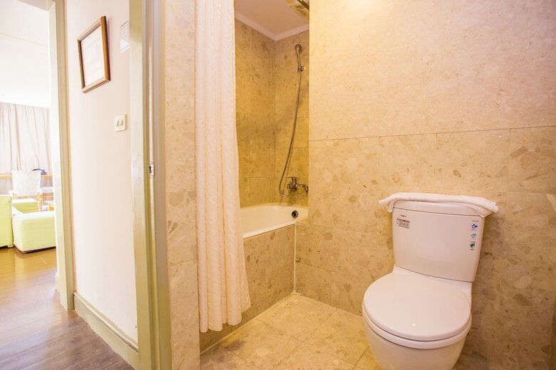 Pacific Hot Spring Hotel Green Bay(Newly Renovated)