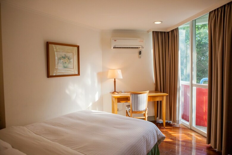 Pacific Hot Spring Hotel Green Bay(Newly Renovated)