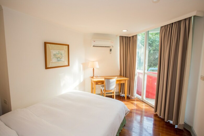 Pacific Hot Spring Hotel Green Bay(Newly Renovated)