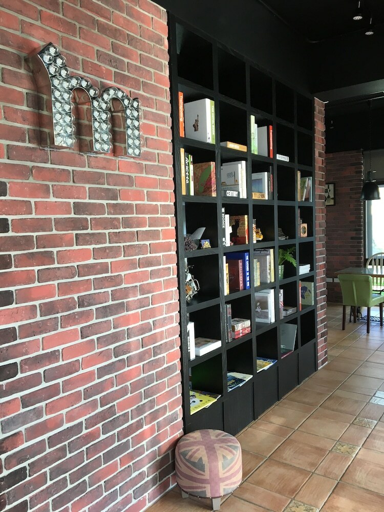 Bed & Breakfast More Manor