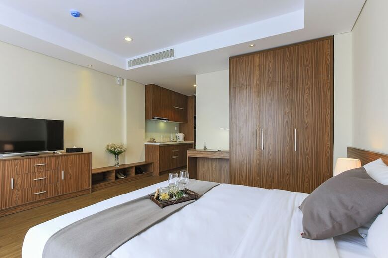 Aurora Serviced Apartments - Adults Only