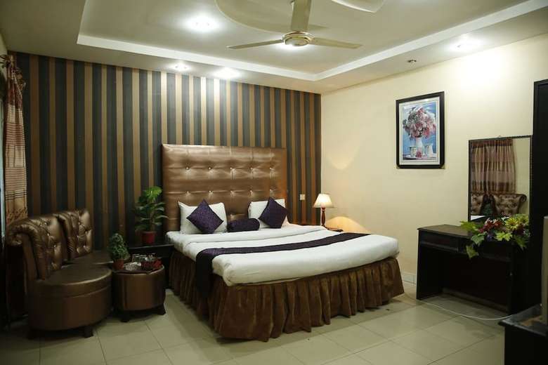Mall View Hotel