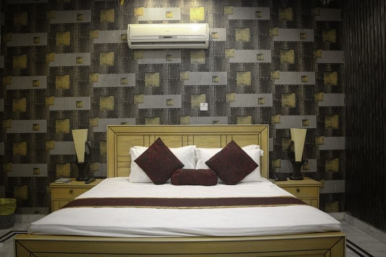Mall View Hotel