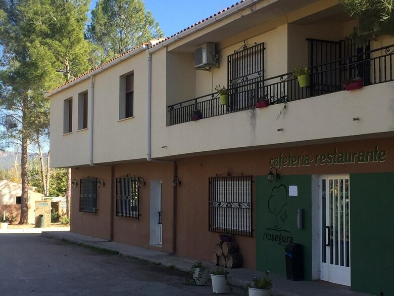 Hostal R�o Segura