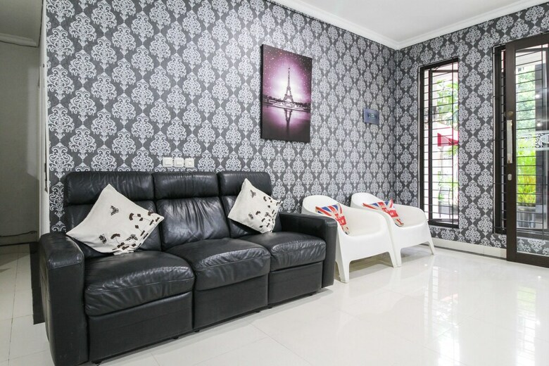 Hotel Airy Eco Bsd Serpong Boulevard Residence Tangerang