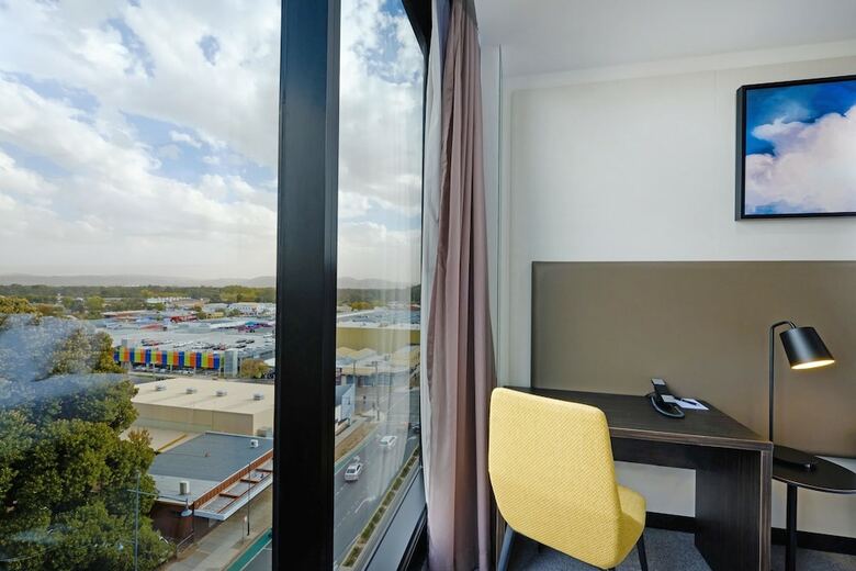 Mantra Albury Hotel